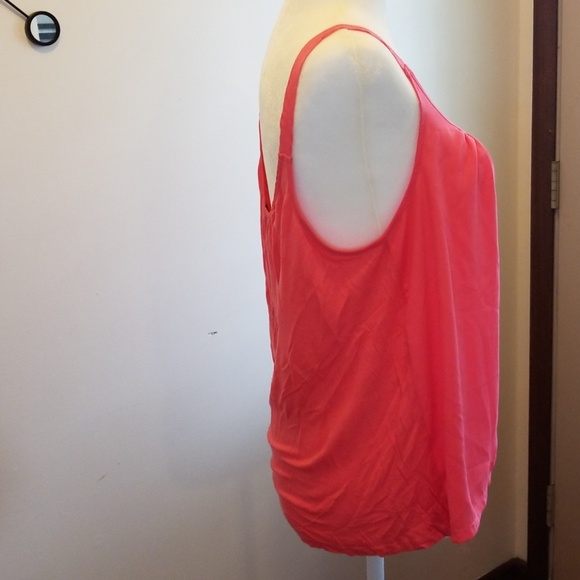 Express Tank Top - Picture 6 of 7